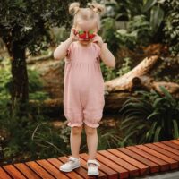 STRAWBERRY roosa musliinist romper - Image 4